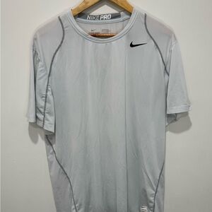 Nike Pro Men's Light Gray Short Sleeve Tee